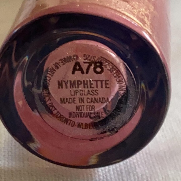 Mac Gloss - Picture 2 of 2